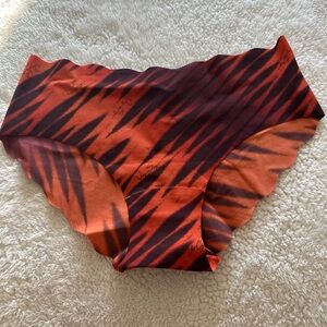 2007 Vintage Orange and Black Patterned Hiphugger Panty